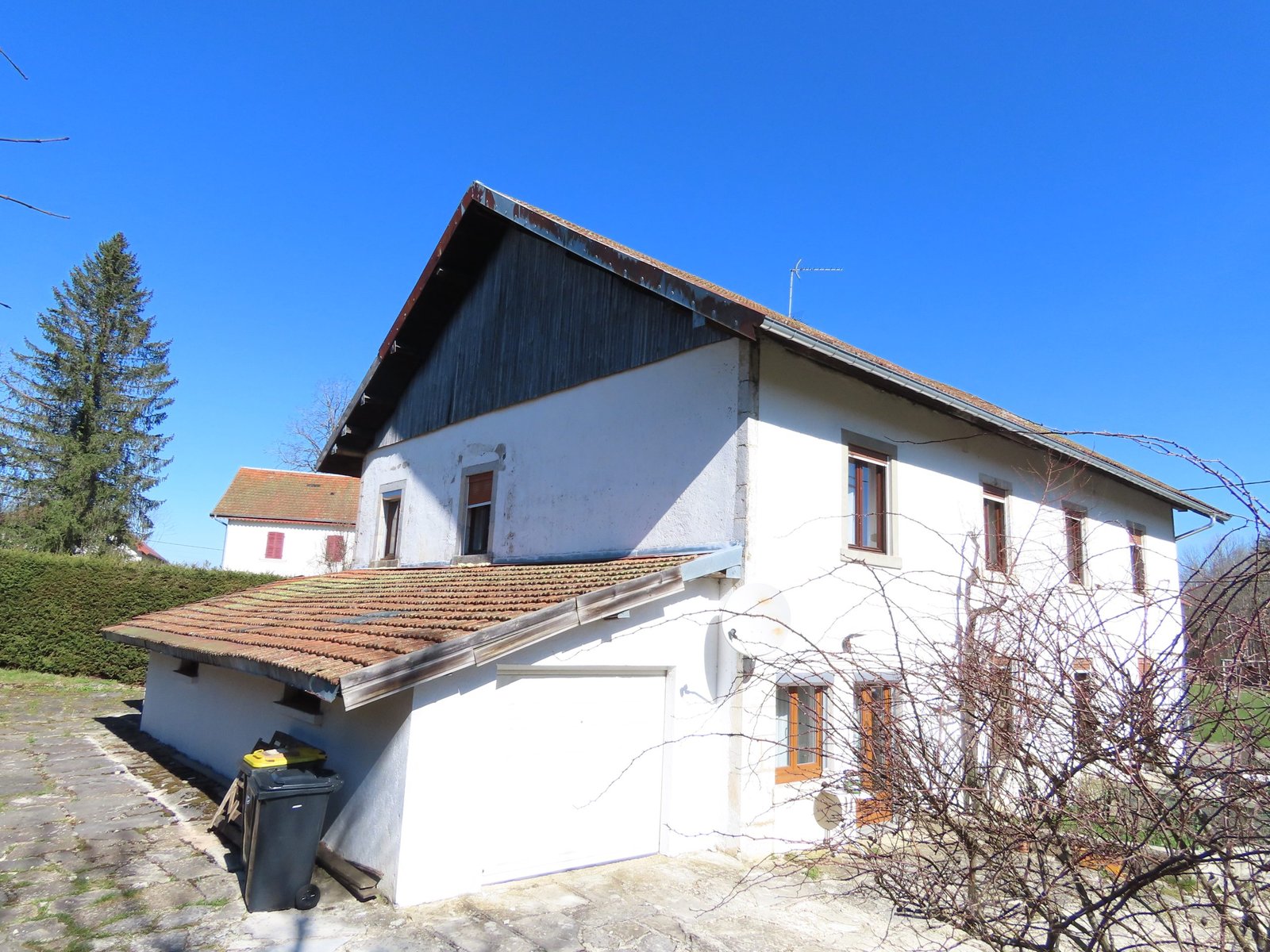Villa Petrus de Longemaison extérieur